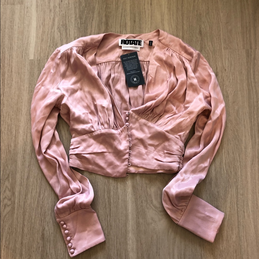 Rotate crop top